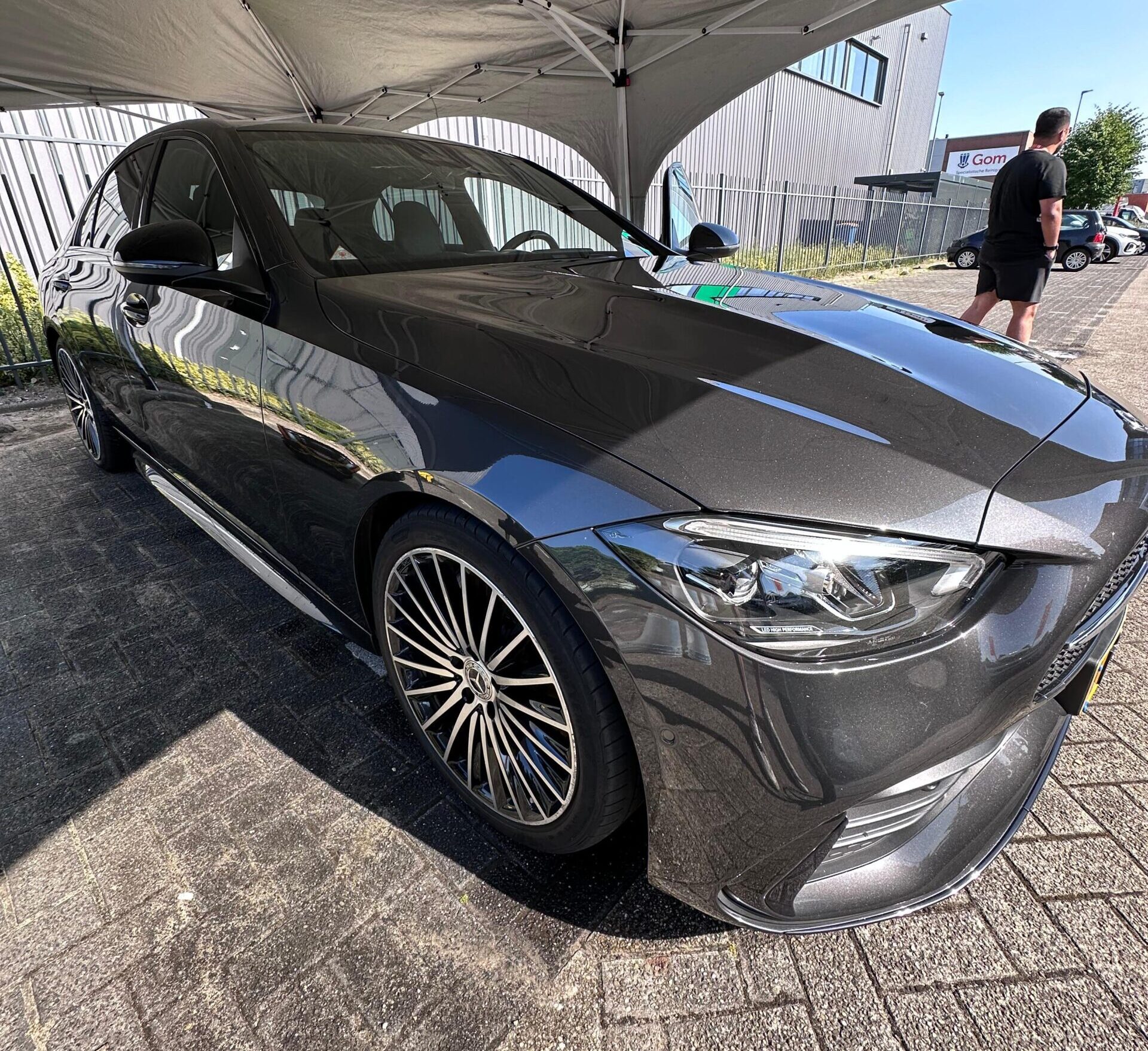 Mobiele auto reiniging in Amsterdam en omgeving